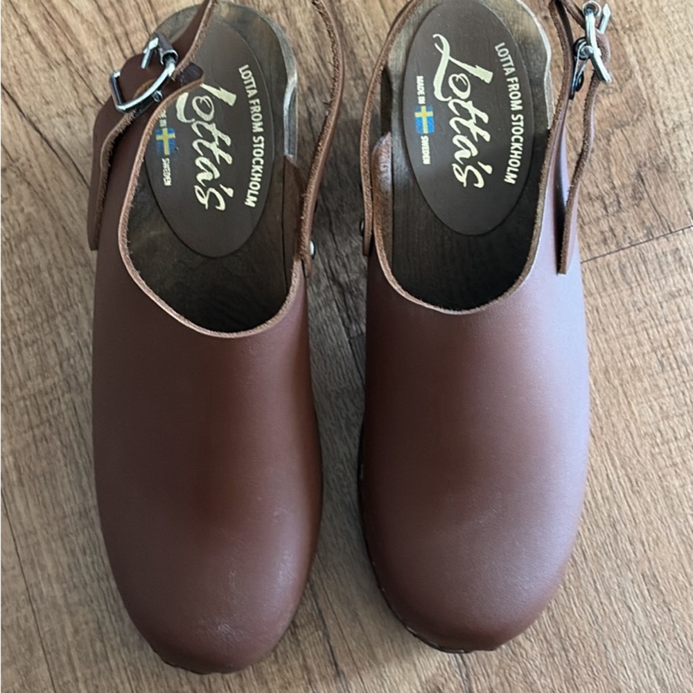 Lotta From Stockholm Brown Leather Clogs - Classic Slip-On Mules
